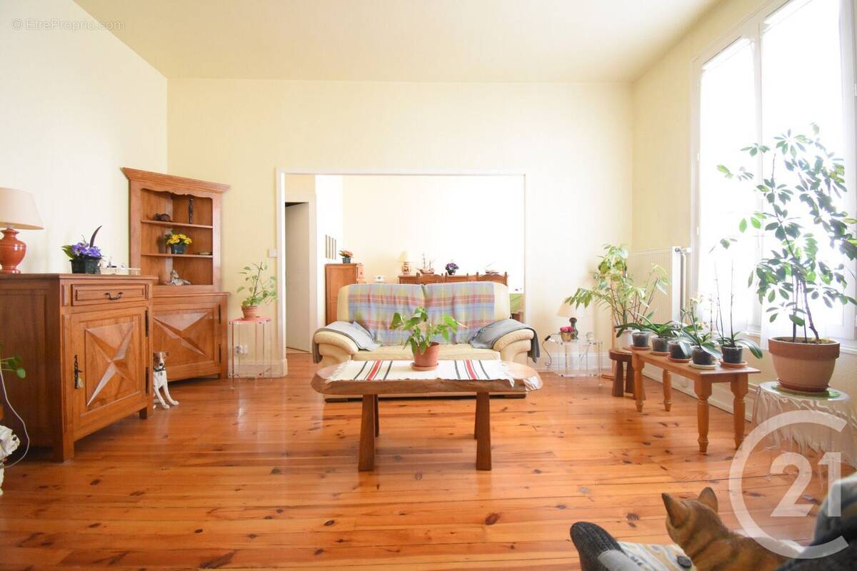 Appartement à VICHY