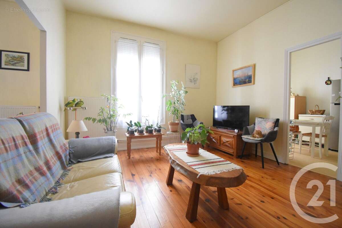 Appartement à VICHY