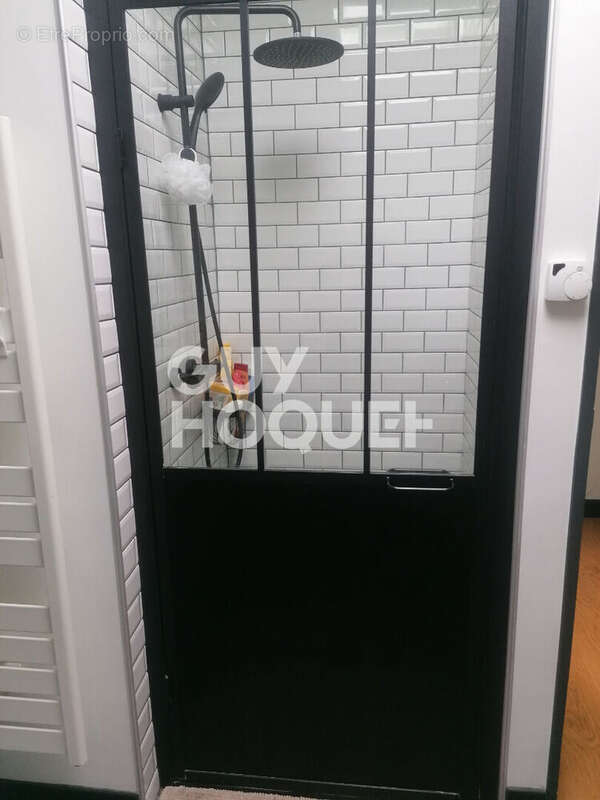 Appartement à QUEVERT