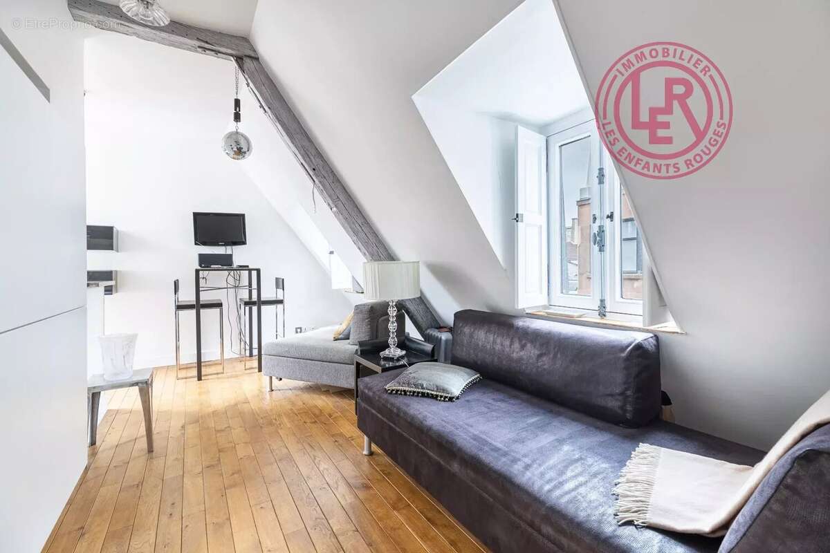 Appartement à PARIS-4E