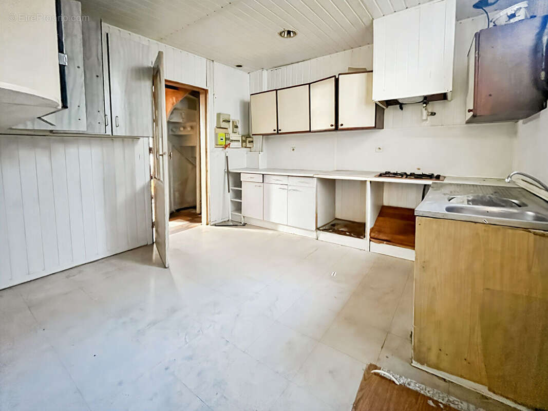 Appartement à PARIS-20E