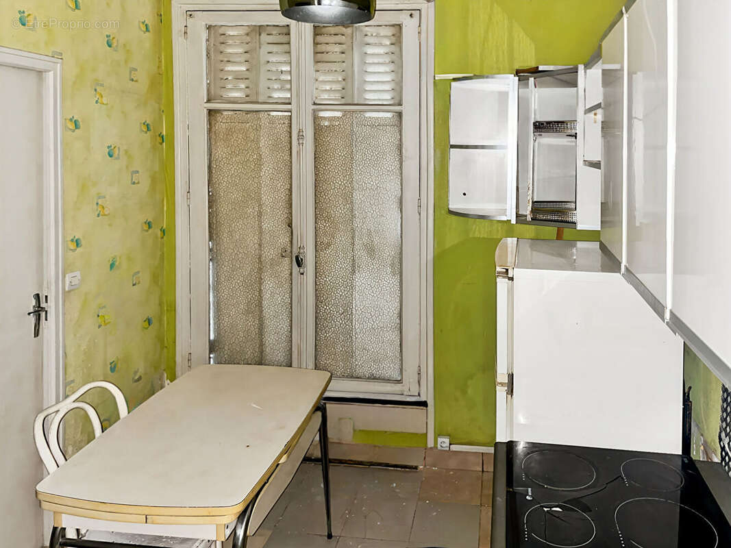 Appartement à PARIS-20E