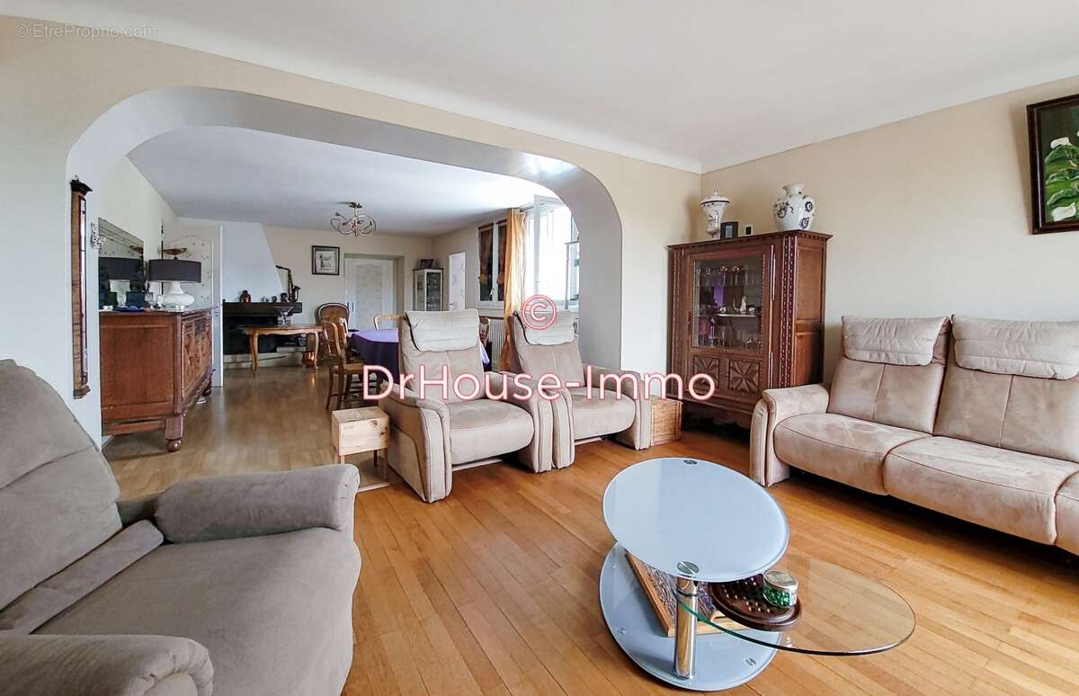 Maison à CHATELLERAULT