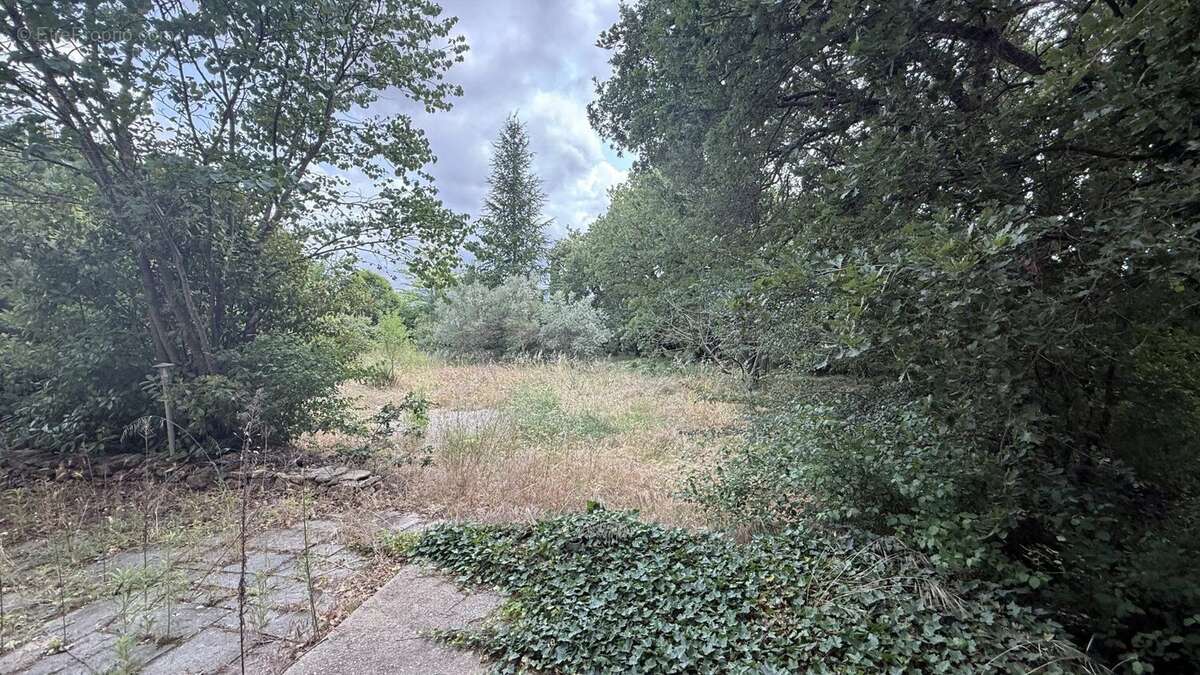 Maison à POURRIERES