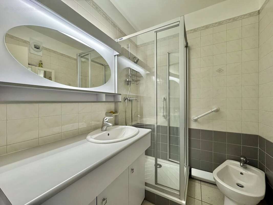 Appartement à VERRIERES-LE-BUISSON