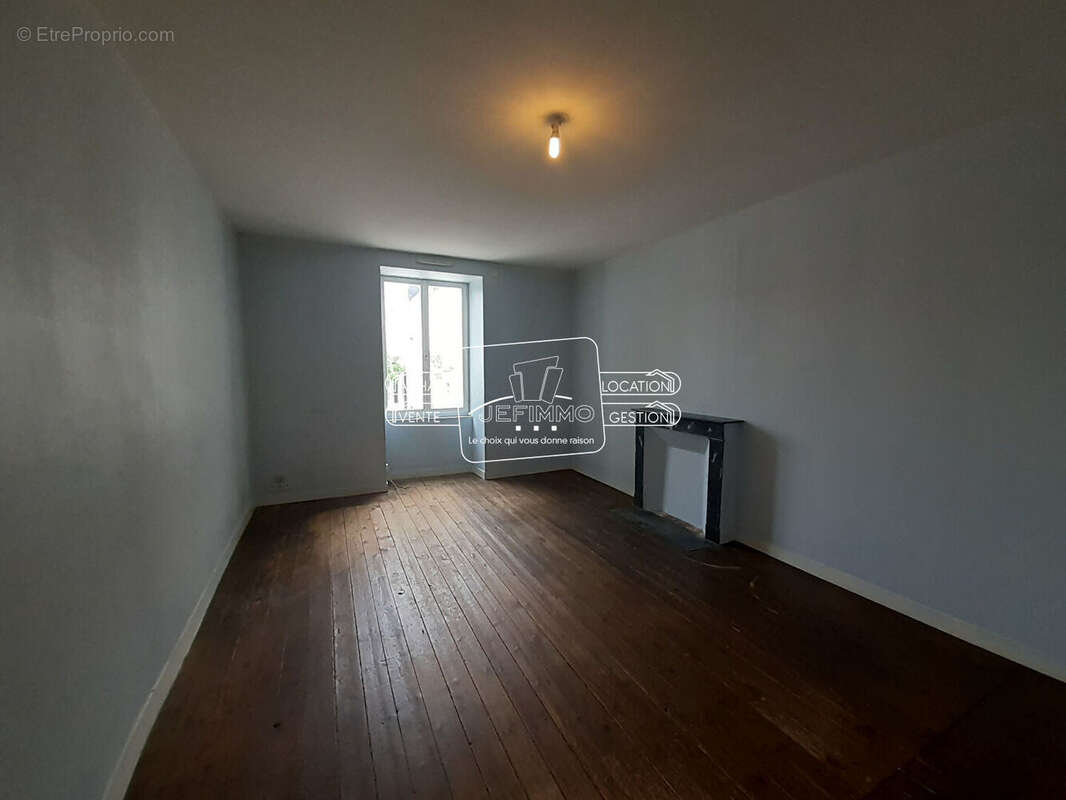 Maison à MAUVES-SUR-LOIRE