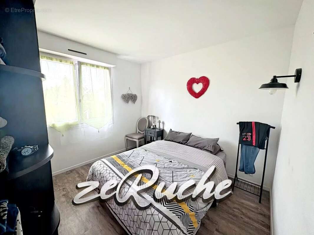 Maison à DEMOUVILLE