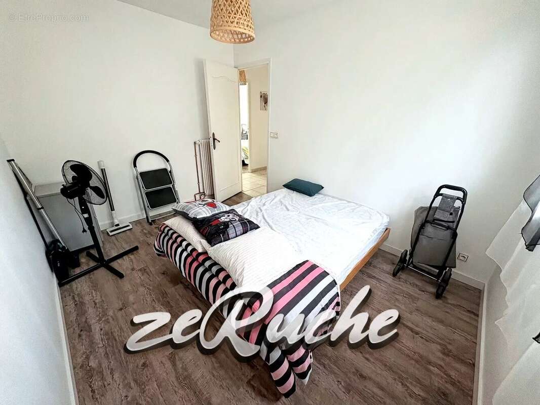 Maison à DEMOUVILLE