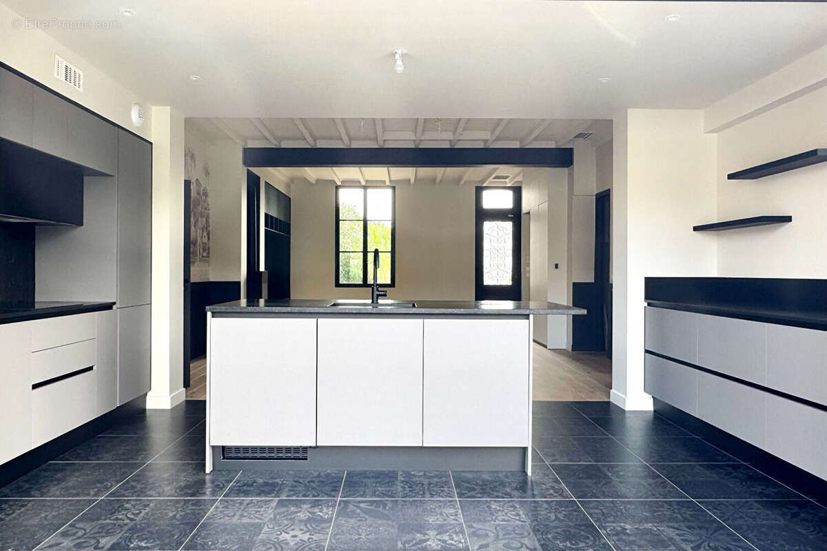 Maison à GUJAN-MESTRAS