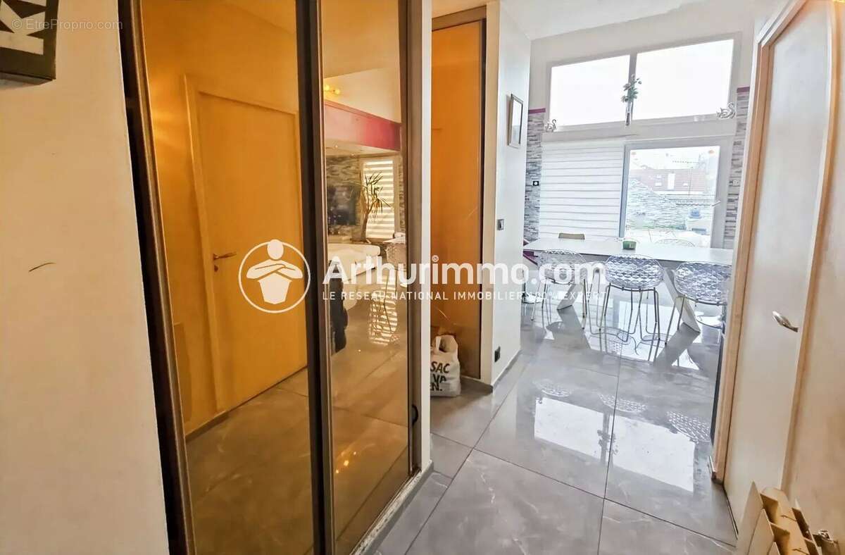 Appartement à RIS-ORANGIS