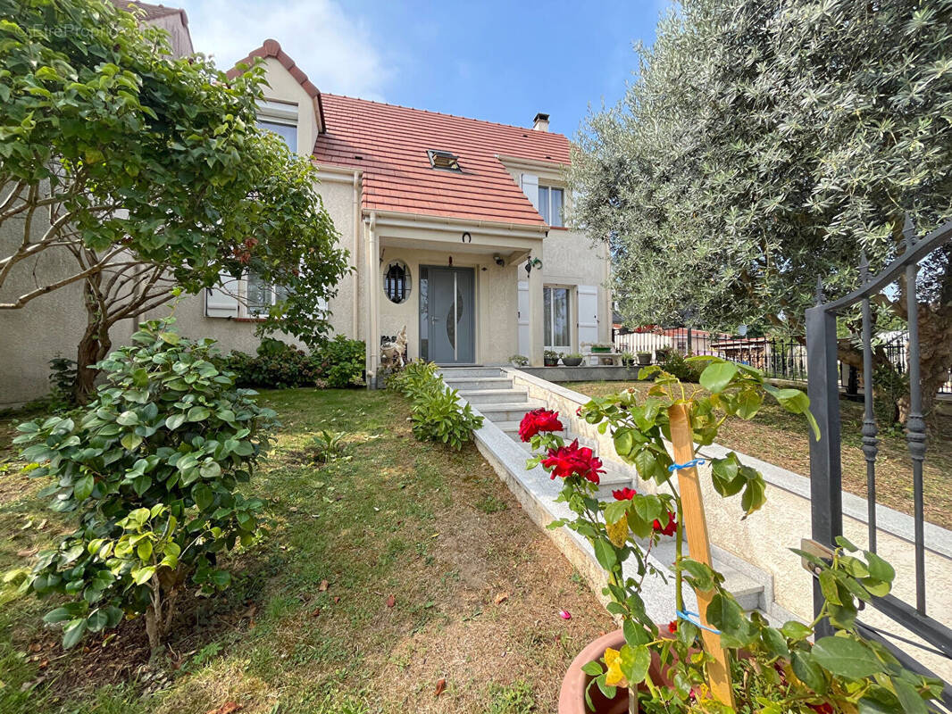 Maison à RIS-ORANGIS