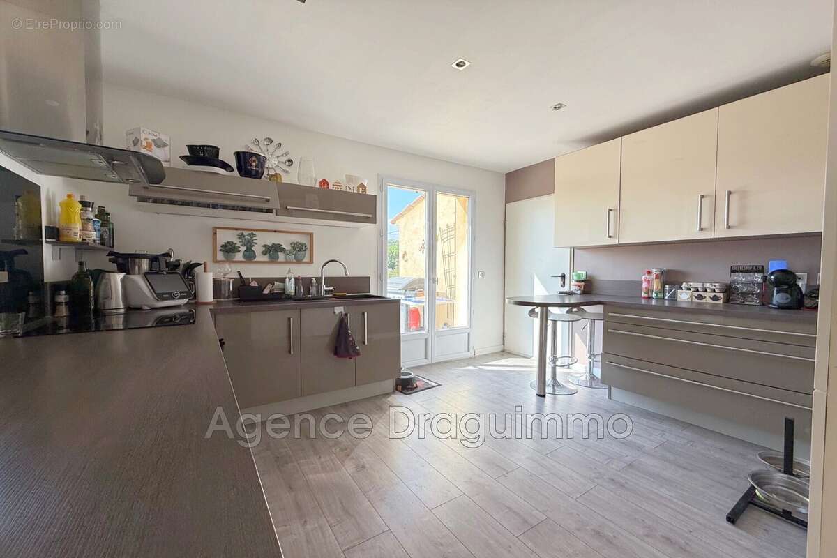 Maison à DRAGUIGNAN