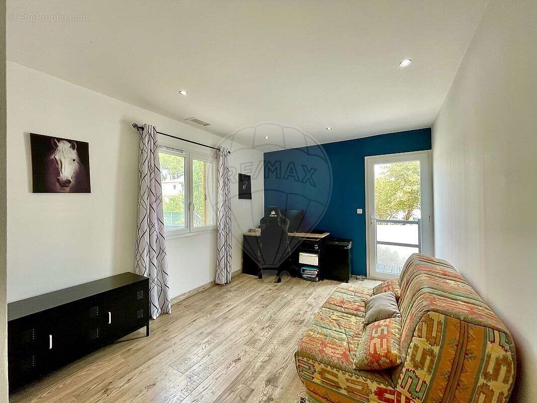 Maison à SAINTE-ANASTASIE