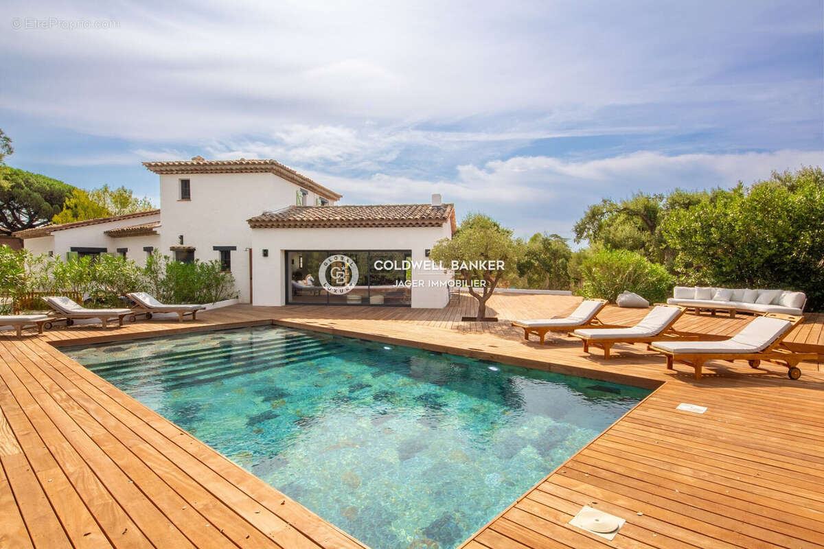 Maison à LES ISSAMBRES