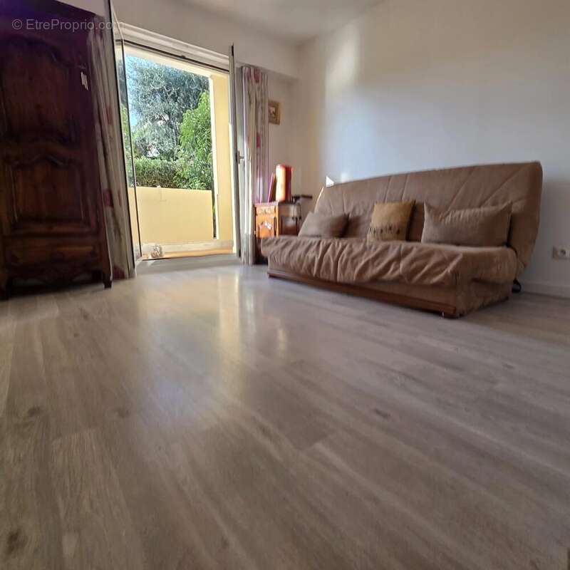 Appartement à CAGNES-SUR-MER