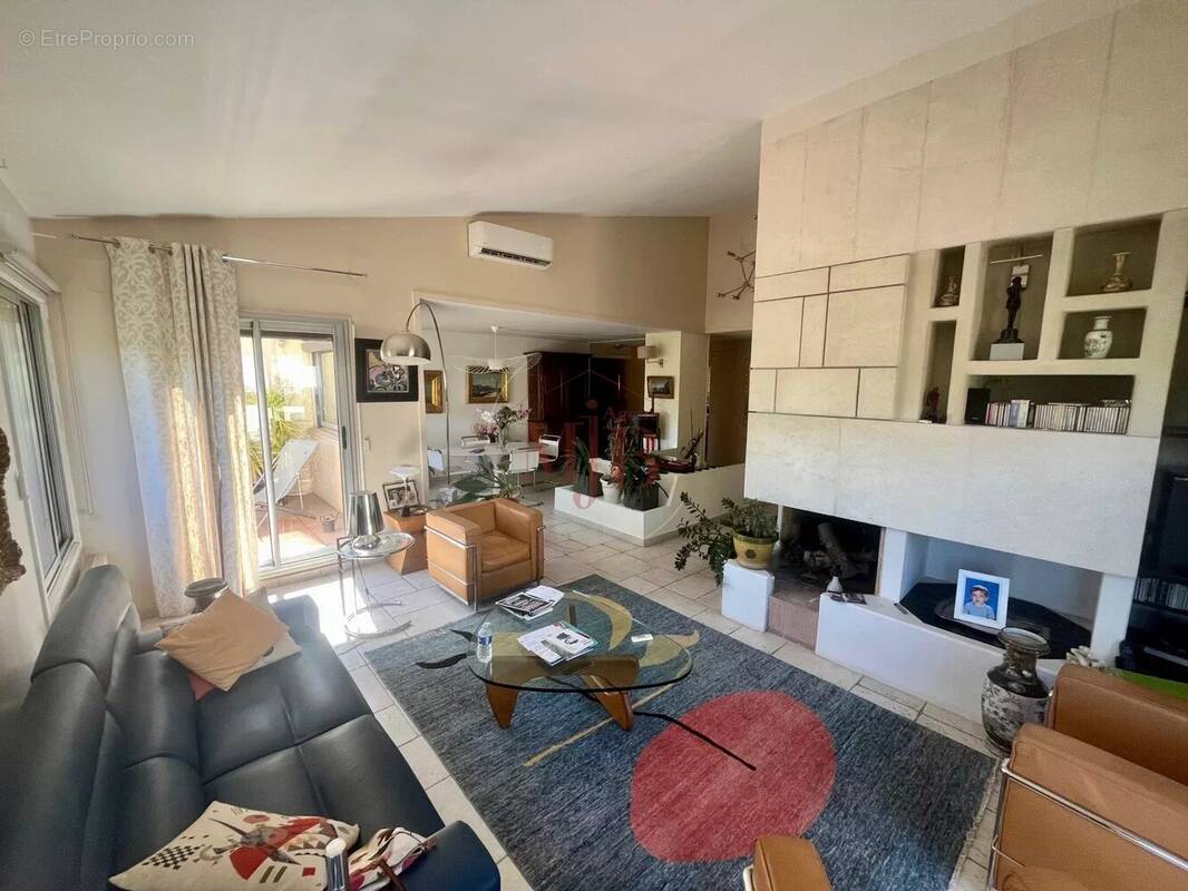 Appartement à AIX-EN-PROVENCE