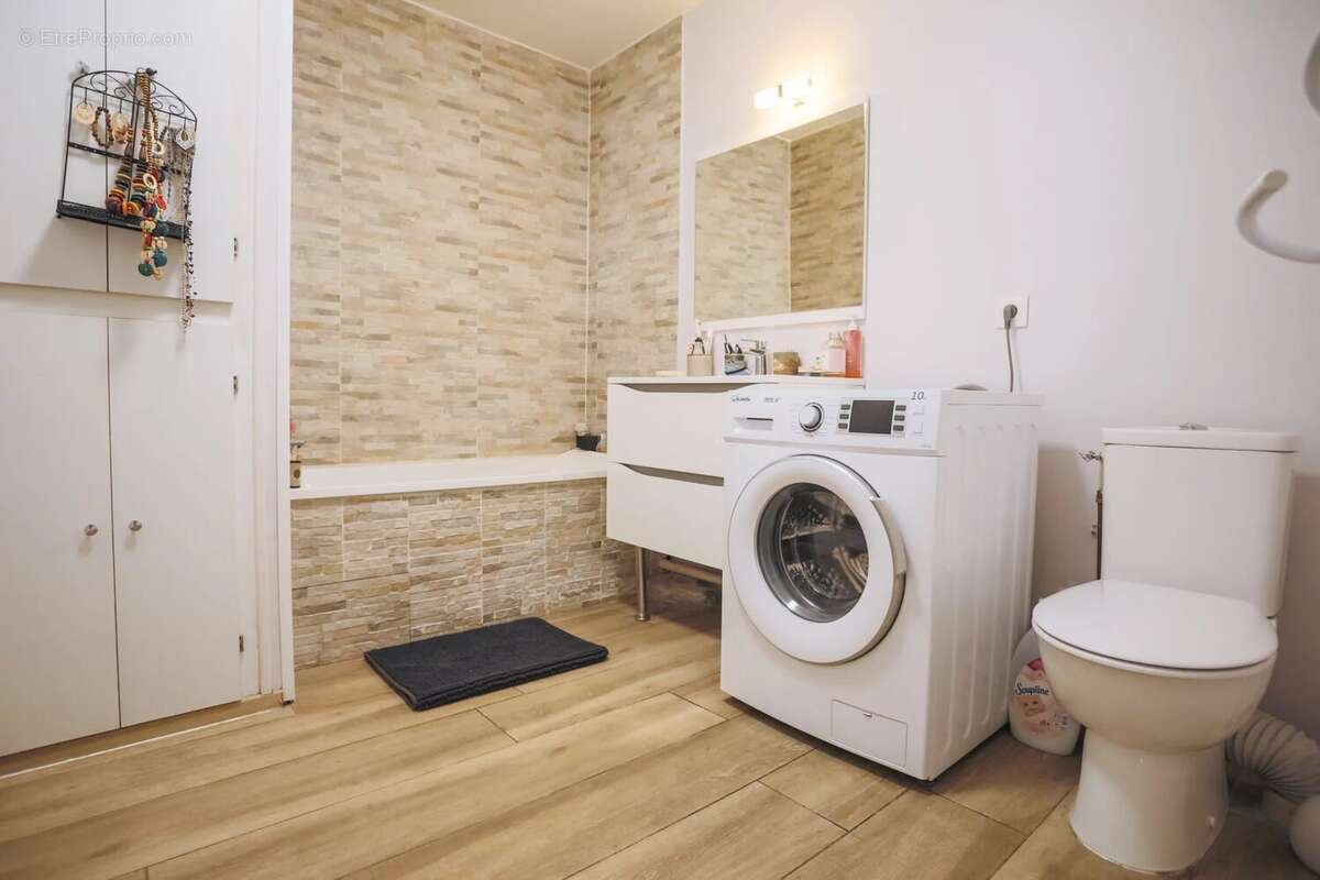 Appartement à MARSEILLE-12E