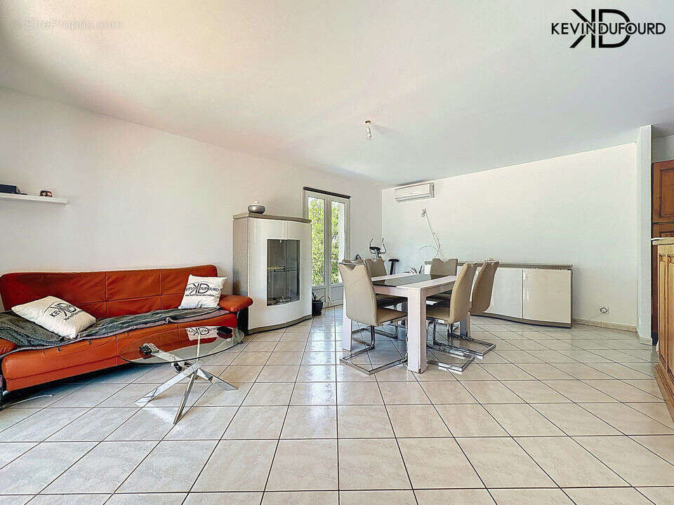 Maison à LARGENTIERE