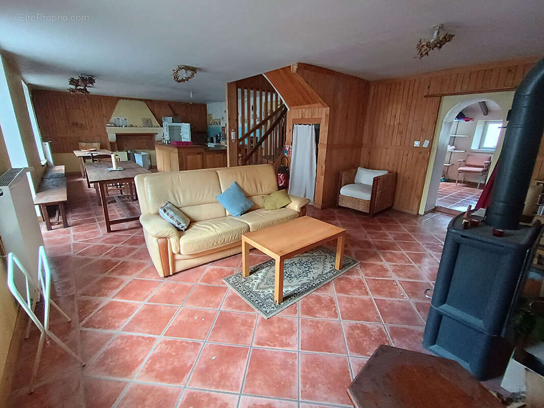 Maison à PLOUNEVEZ-QUINTIN