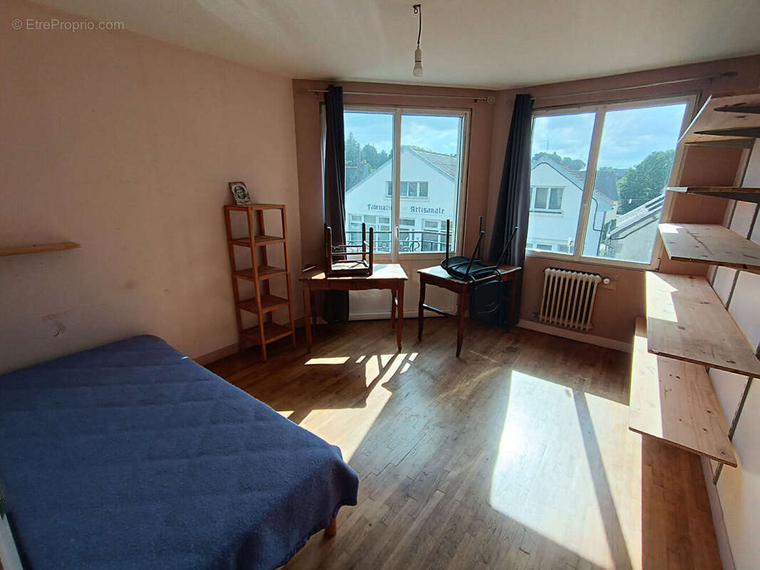 Maison à PLOUNEVEZ-QUINTIN