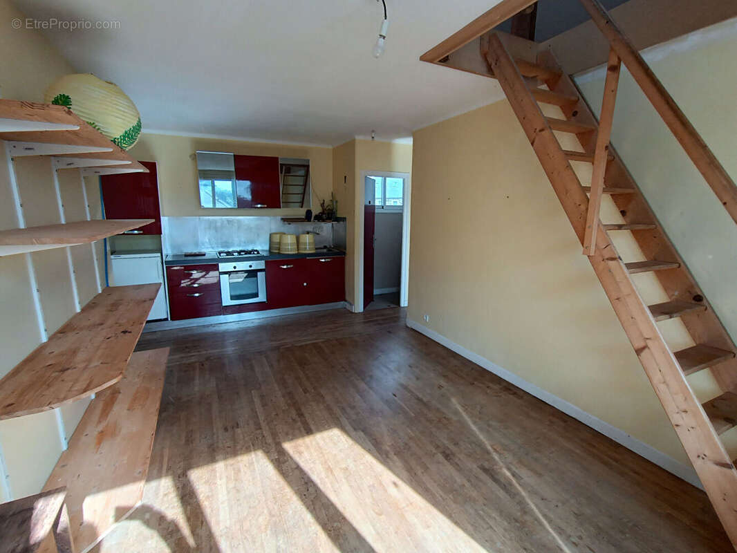 Maison à PLOUNEVEZ-QUINTIN