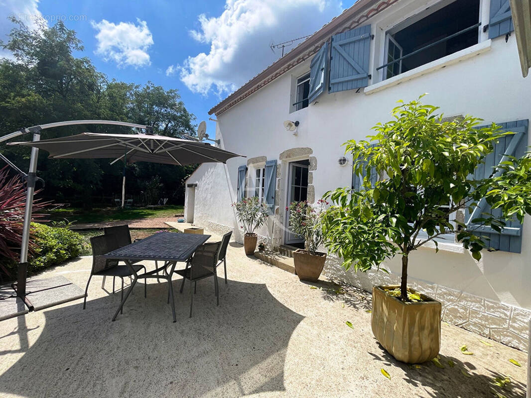 Maison à LA CHAPELLE-HERMIER