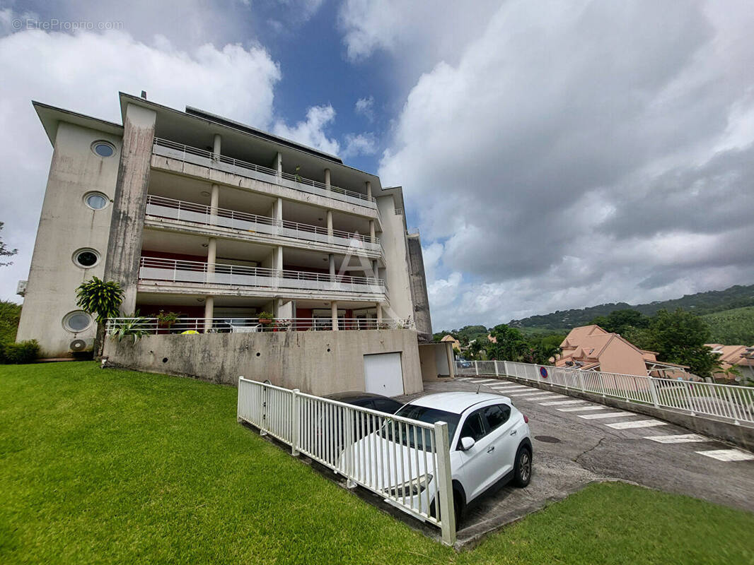 Appartement à LE ROBERT