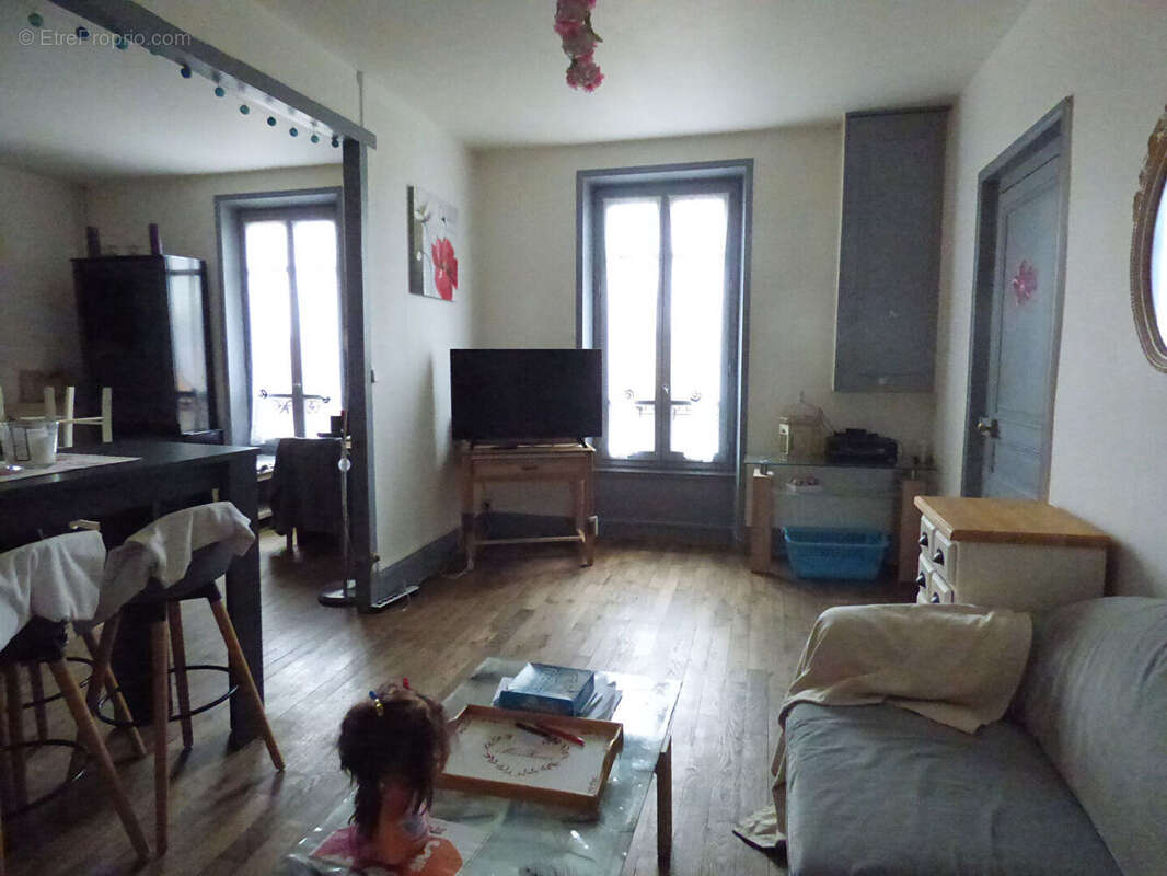 Appartement à ROMENAY