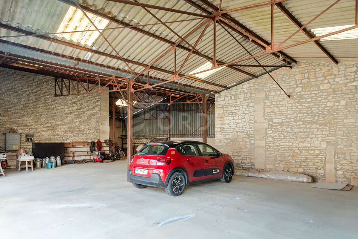 Maison à SAINTE-VERTU