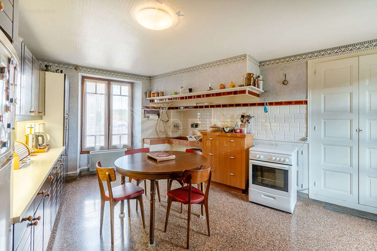 Maison à SAINTE-VERTU