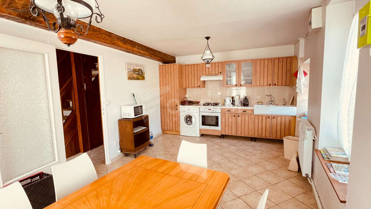 Maison à BUSSY-EN-OTHE