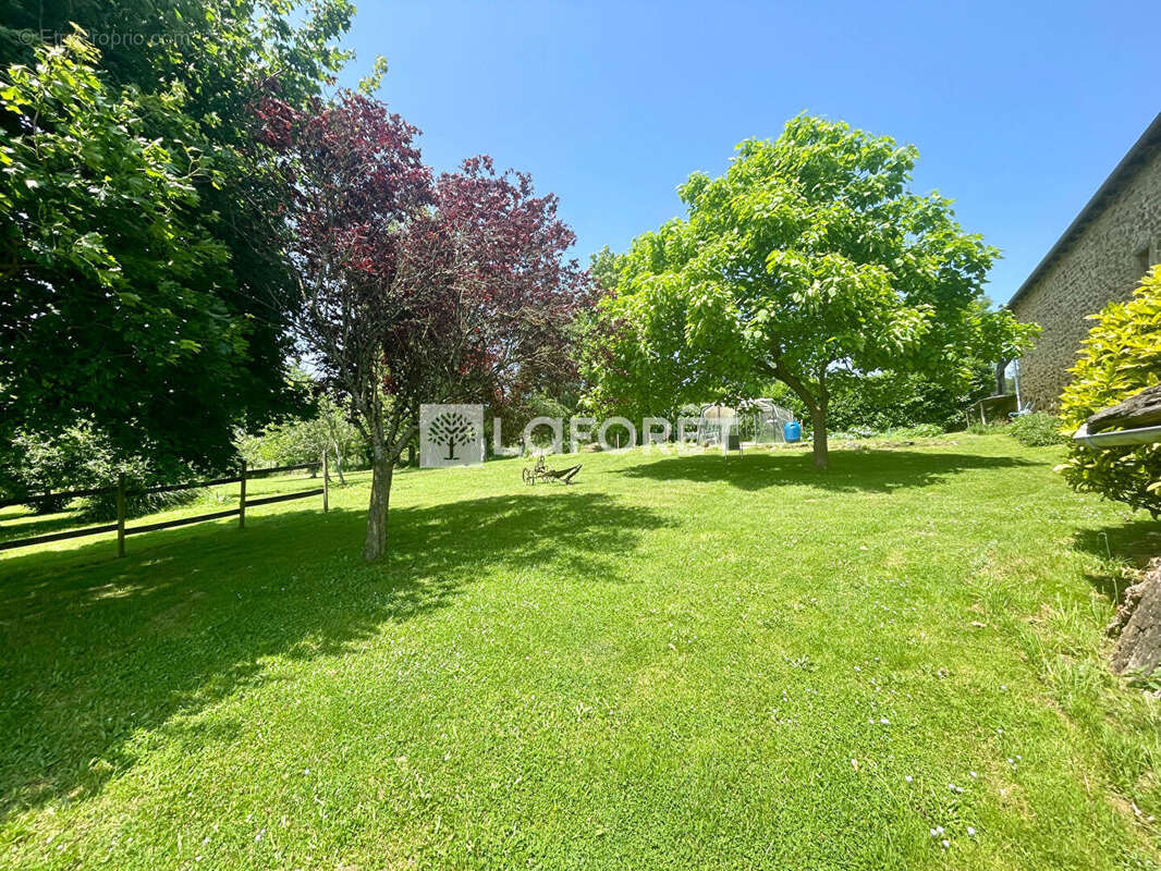 Maison à CASSAGNES-BEGONHES