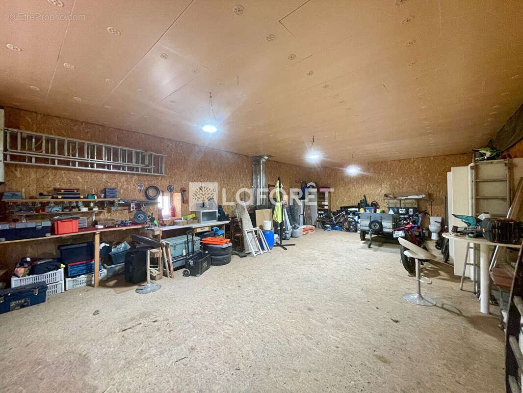 Maison à CASSAGNES-BEGONHES