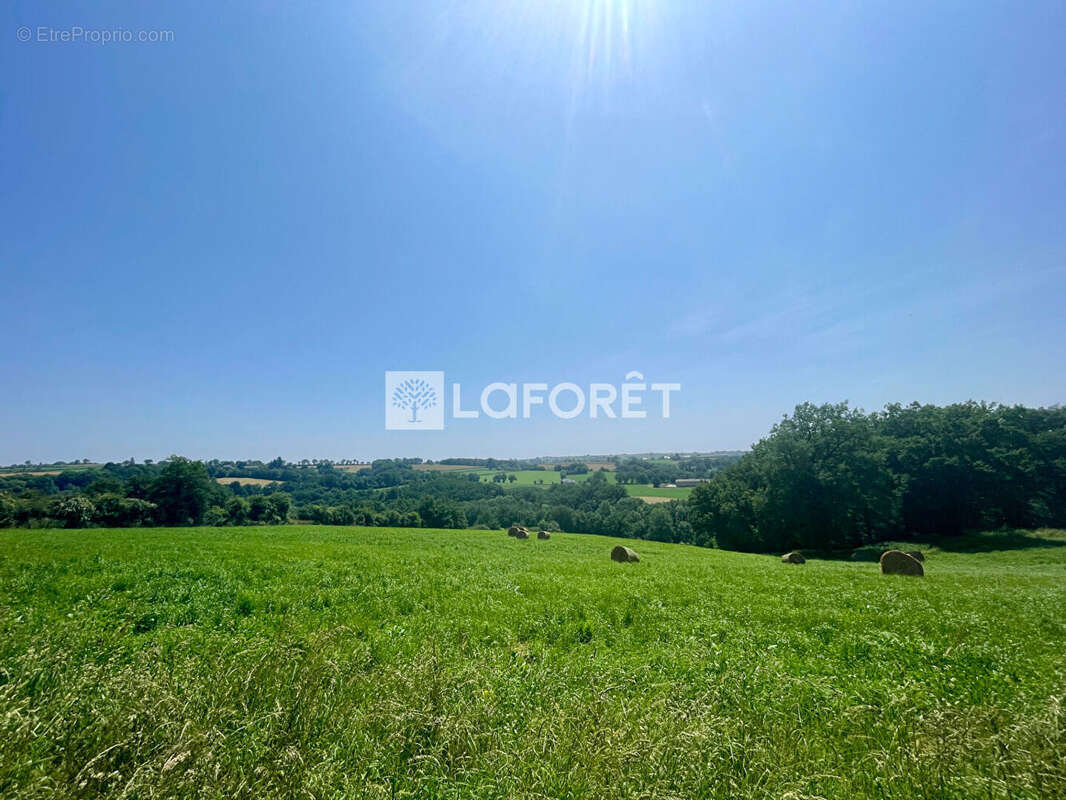 Maison à CASSAGNES-BEGONHES
