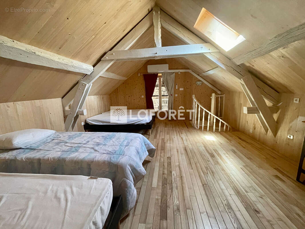 Maison à CASSAGNES-BEGONHES