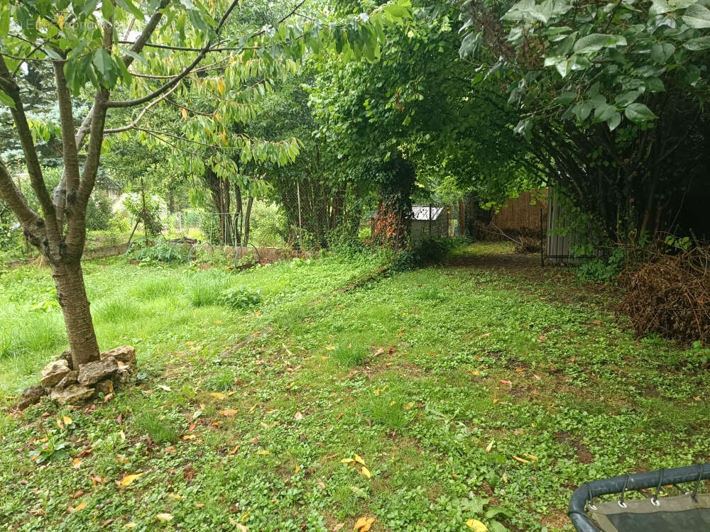 Maison à LA CELLE-SUR-MORIN