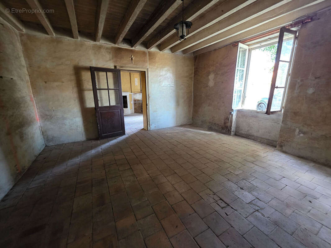 Maison à CHAUMUSSAY