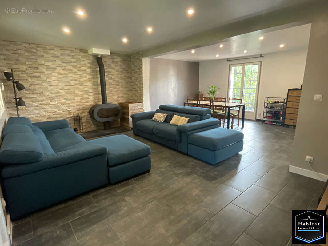 Maison à SAINT-MARD