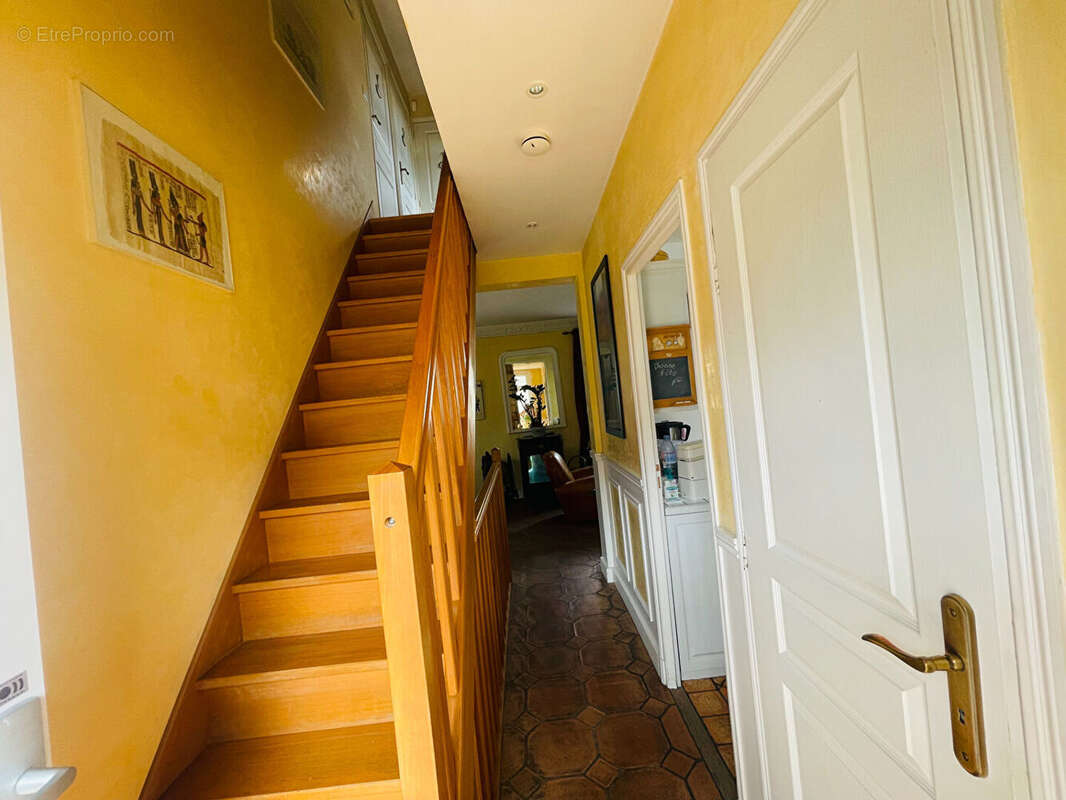 Maison à SARTROUVILLE