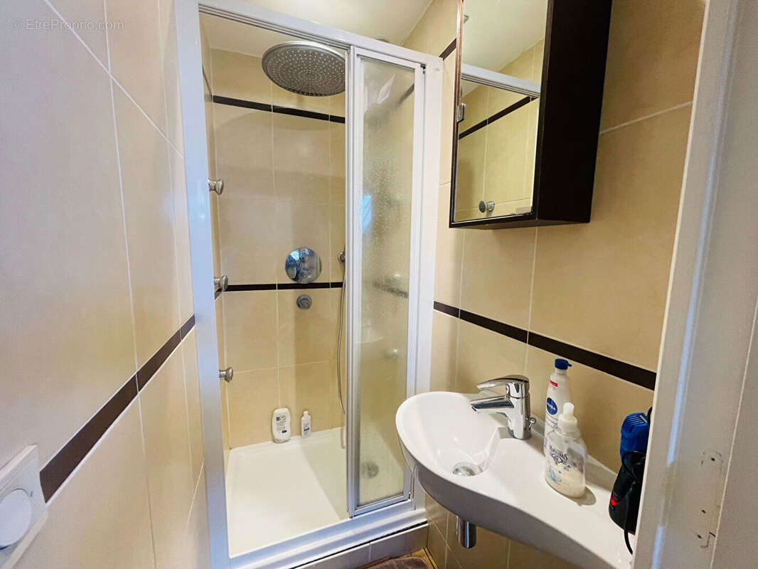 Maison à SARTROUVILLE