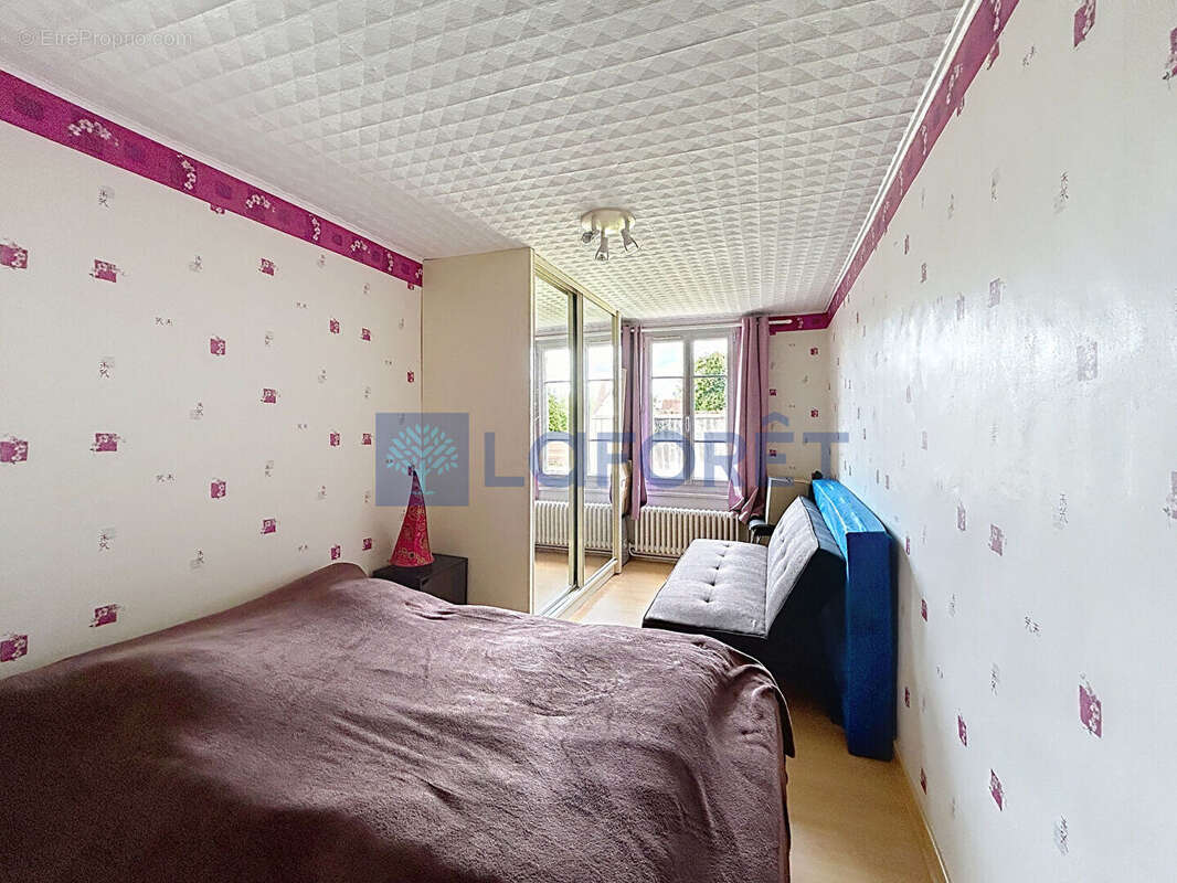 Maison à SAINT-MAURICE-LES-CHARENCEY