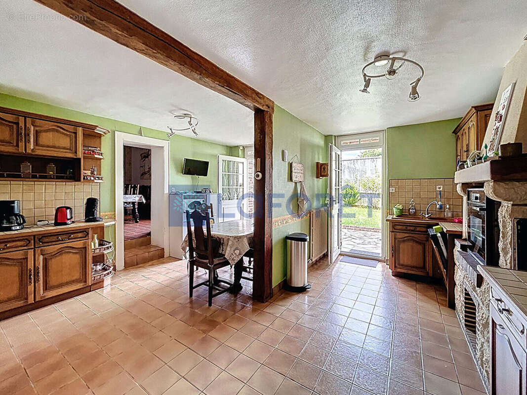 Maison à SAINT-MAURICE-LES-CHARENCEY