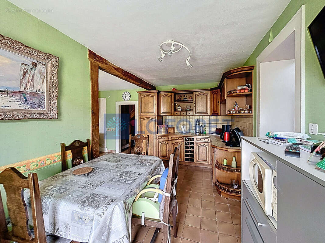 Maison à SAINT-MAURICE-LES-CHARENCEY