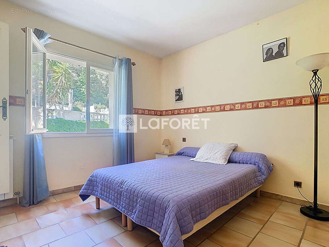 Maison à LA VALETTE-DU-VAR