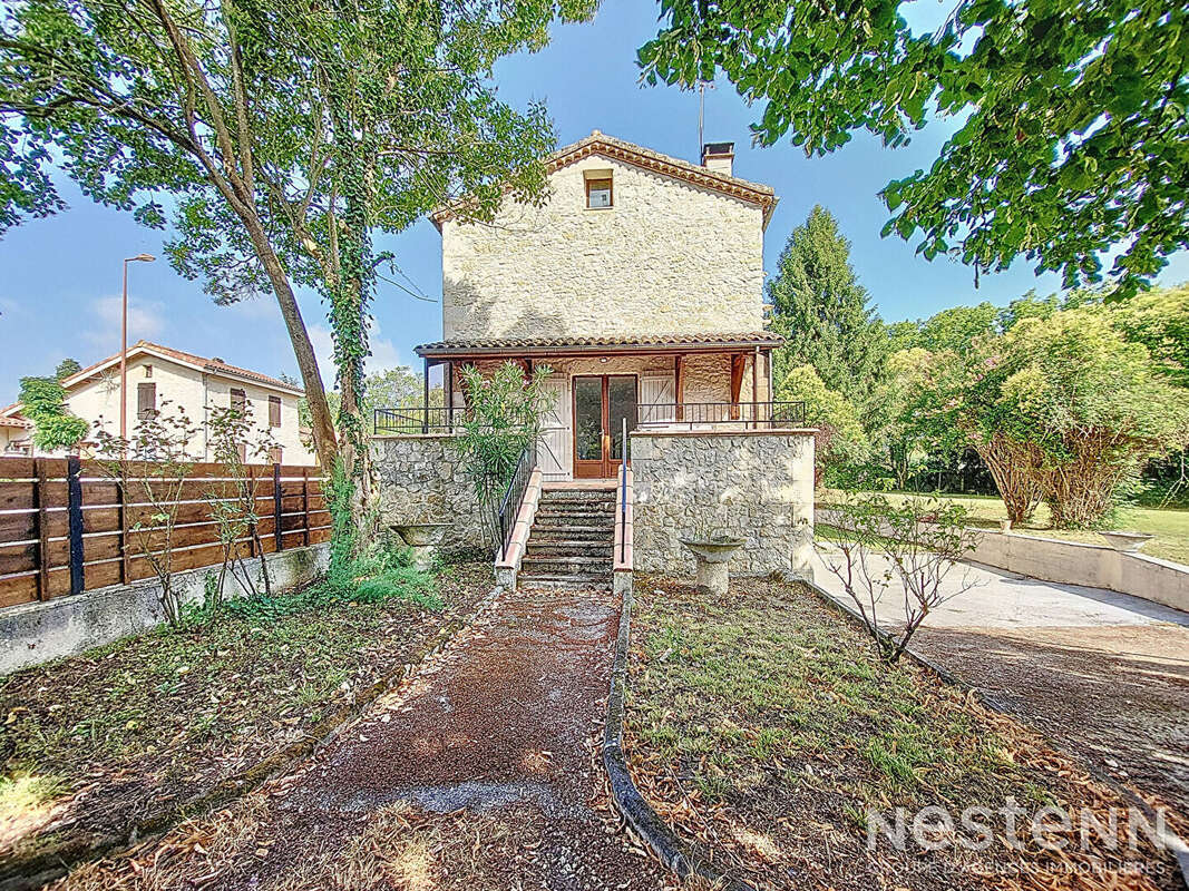 Maison à AYGUETINTE