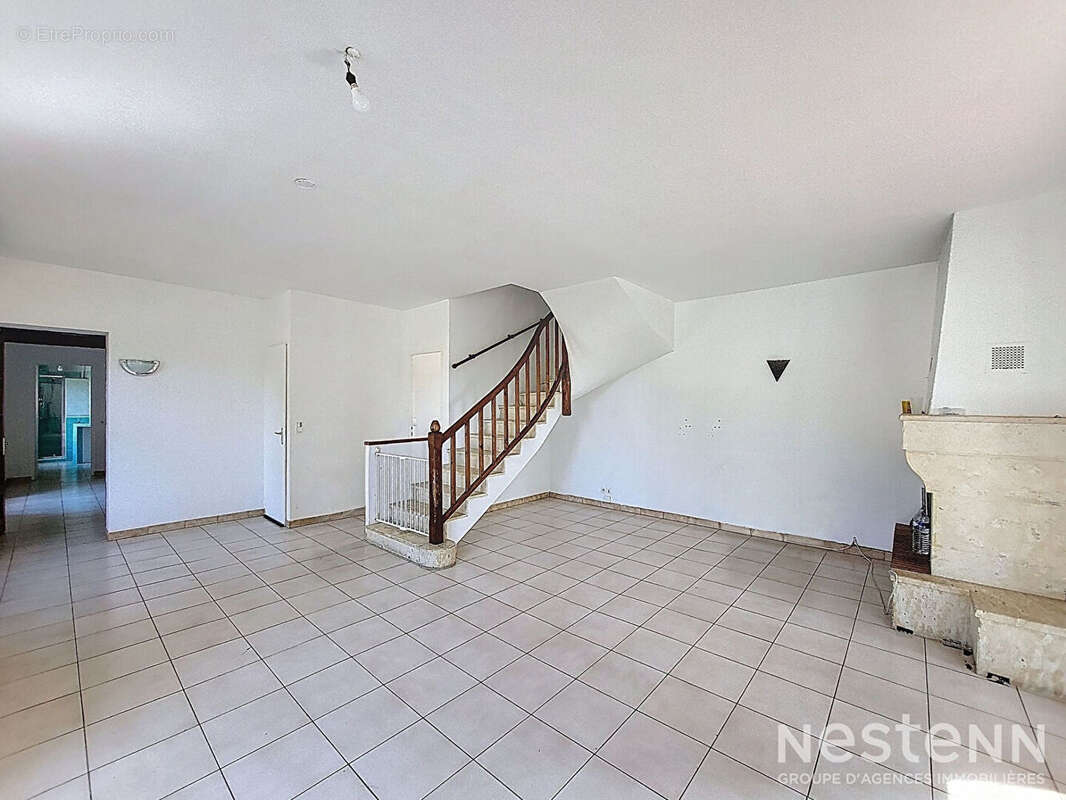 Maison à AYGUETINTE