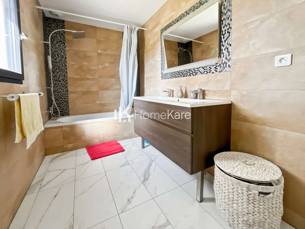 Maison à MONTASTRUC-LA-CONSEILLERE