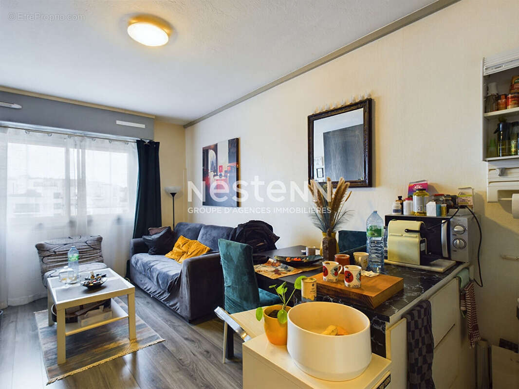 Appartement à PARIS-19E