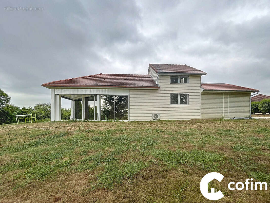 Maison à SIMACOURBE