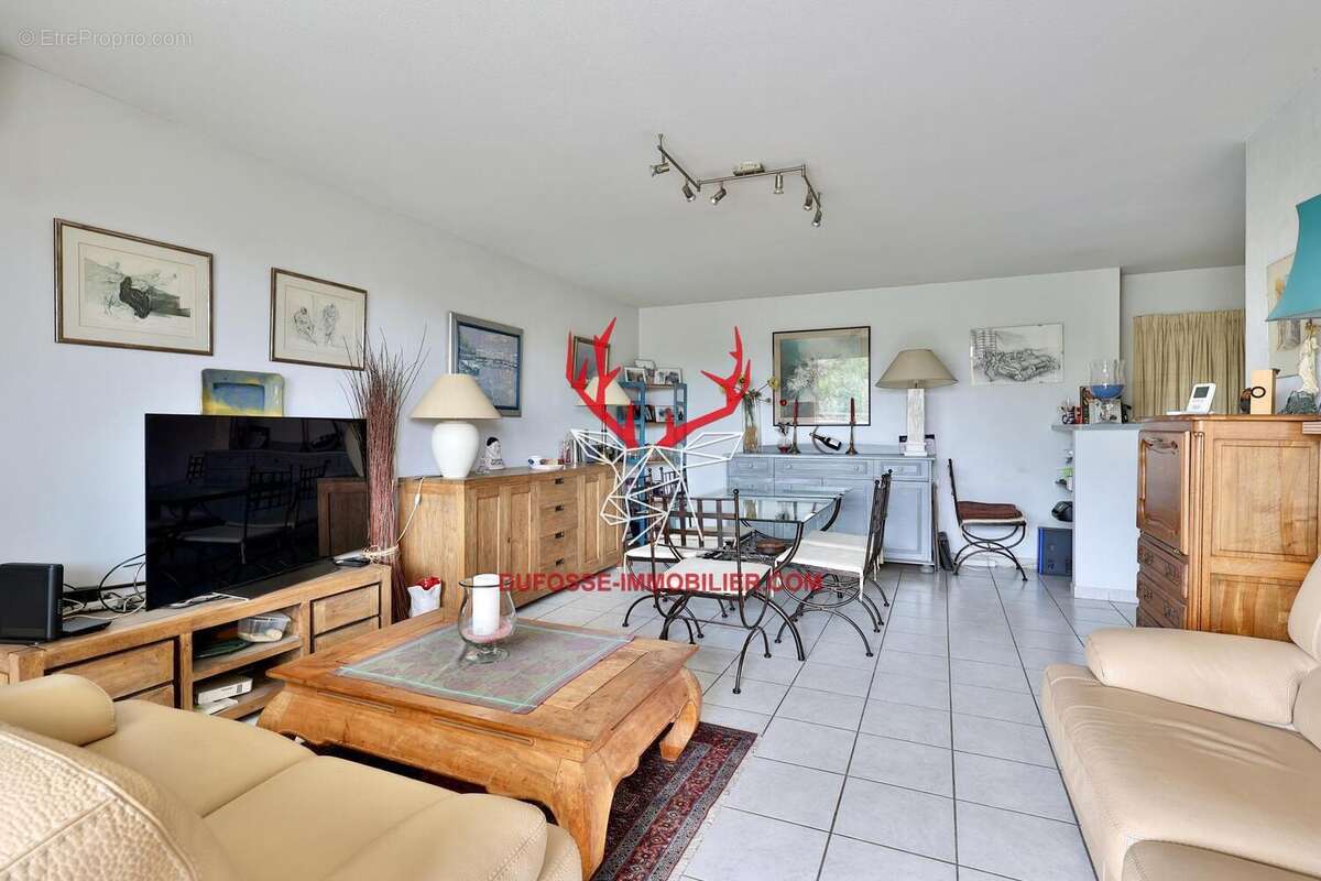 Photo 9 - Appartement à SAINT-GENIS-LAVAL